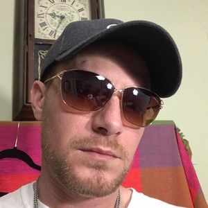 Unisex Steve Madden Sunglasses